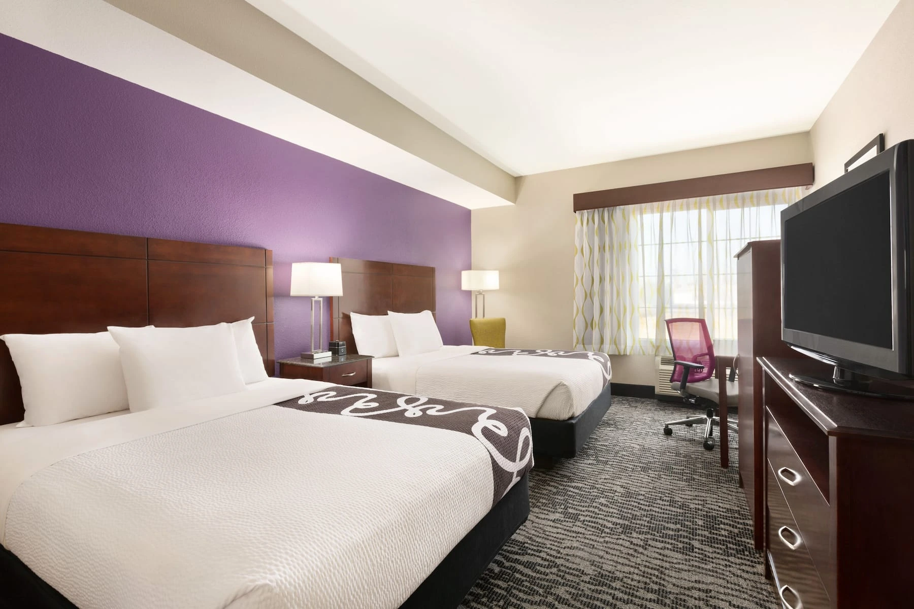 Room with two queen beds